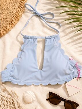 Vanilla Beach NWT Scallop Trim Halter Bikini Top Blue Size Small